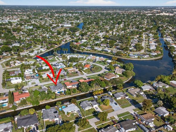 1530 W River Drive, Margate, FL 33063