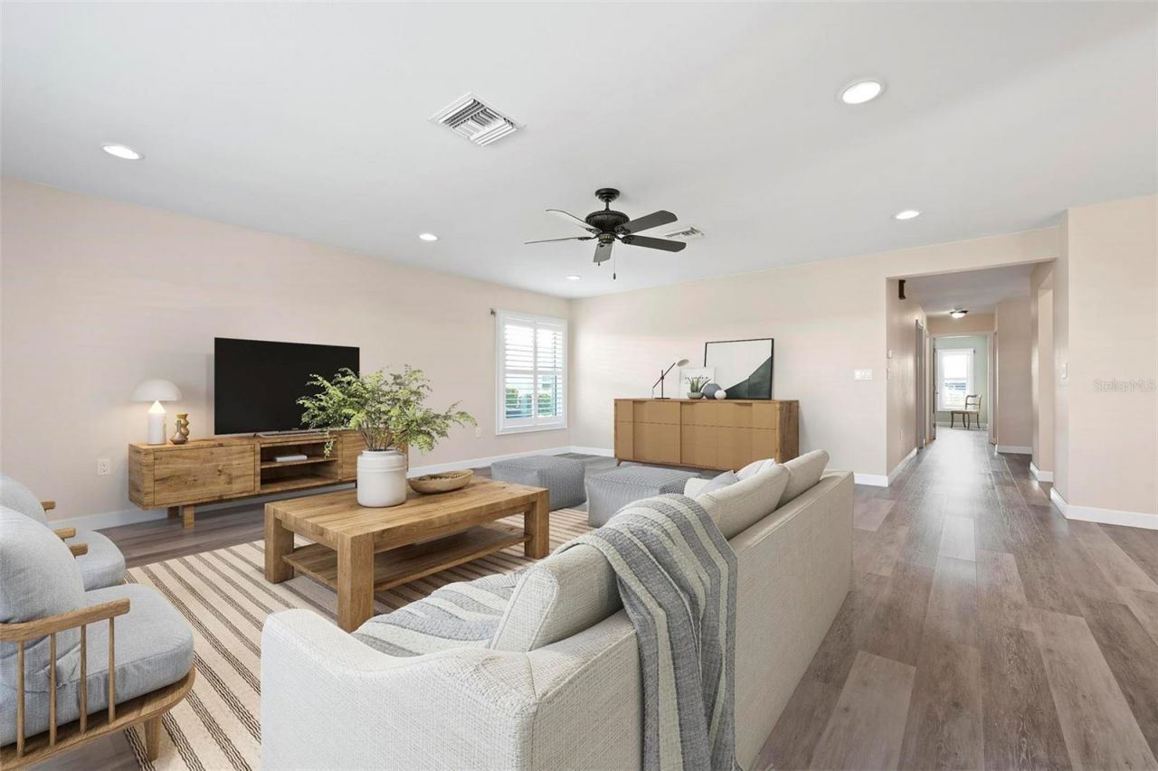 6902 8th Avenue W, Bradenton, FL 34209 Photo