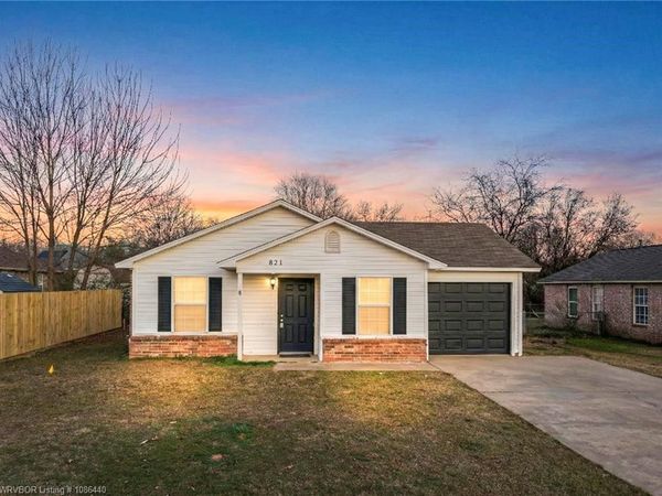 821 S 39th Street , Van Buren, AR 72956