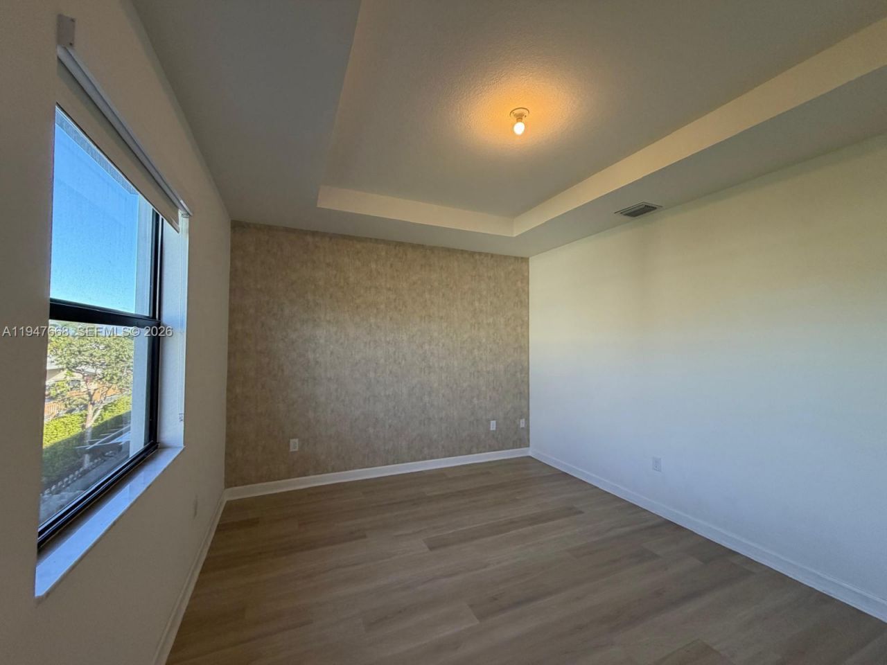 909 NE 211th St, Unit 909, Miami, FL 33179 Photo