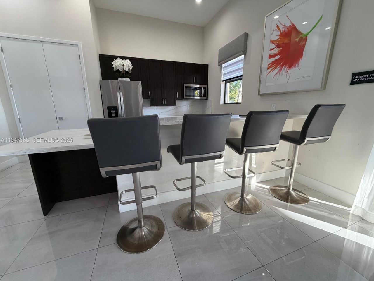 909 NE 211th St, Unit 909, Miami, FL 33179 Photo