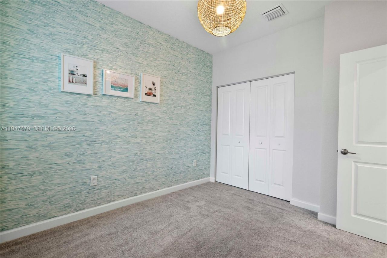 2747 SE 15th St , Homestead, FL 33035 Photo