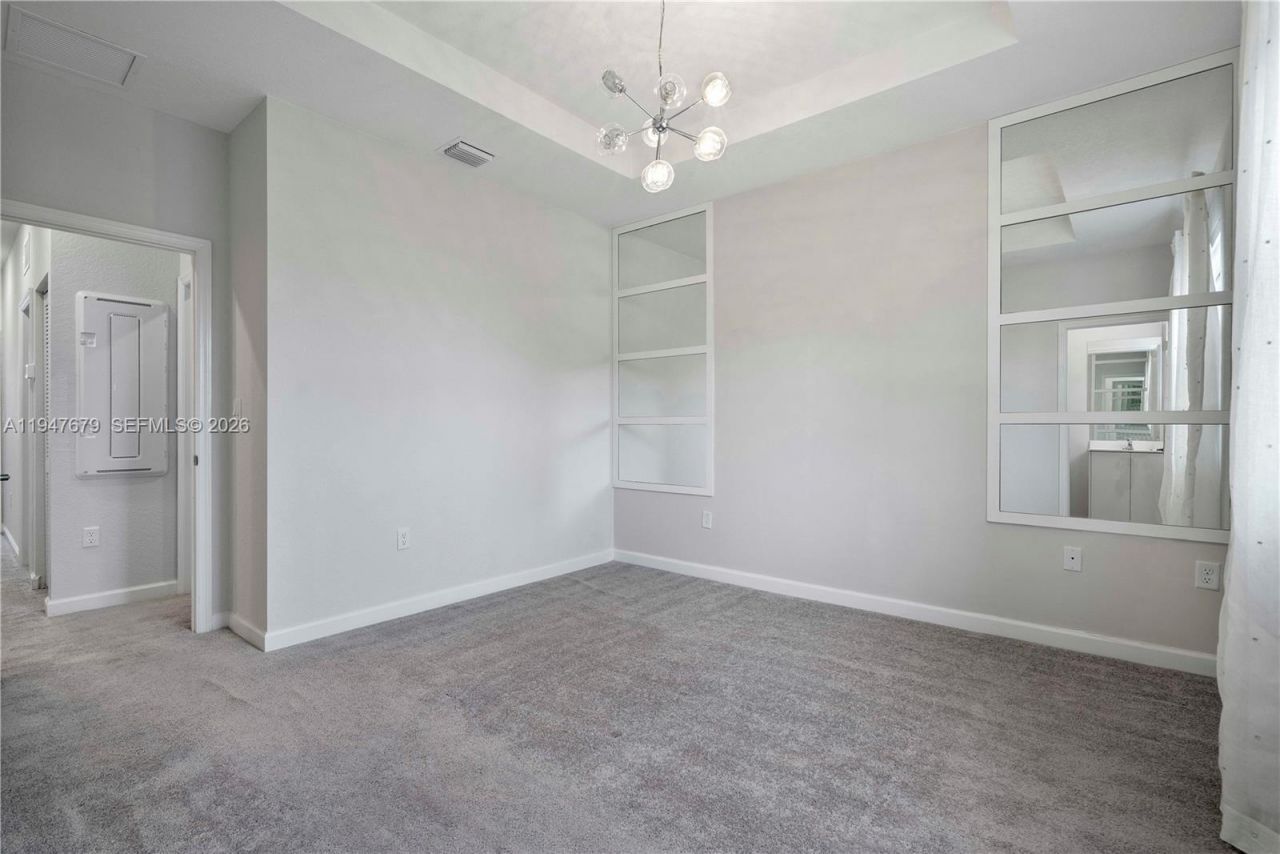 2747 SE 15th St , Homestead, FL 33035 Photo