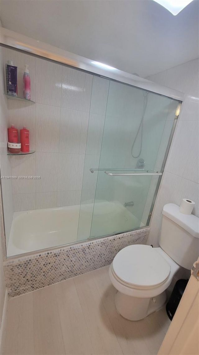 3101 N Country Club Dr, Unit 101, Aventura, FL 33180 Photo