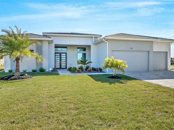104 NE 6th ST , CAPE CORAL, FL 33909