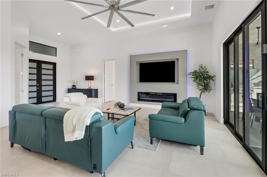 104 NE 6th St , Cape Coral, FL 33909 Photo