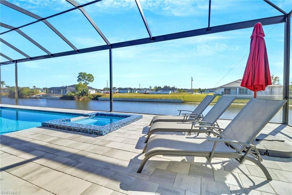 104 NE 6th St , Cape Coral, FL 33909 Photo