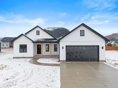 135 Knob View Trace, Junction City, KY 40440