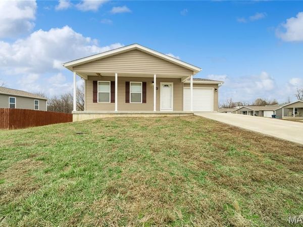 489 Northview Estates Drive, Jackson, MO 63755