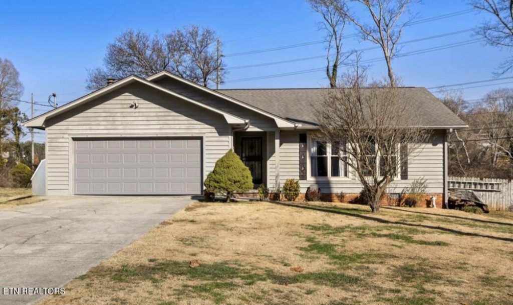 9301 Barrington Blvd, Knoxville, TN 37922 Main Photo