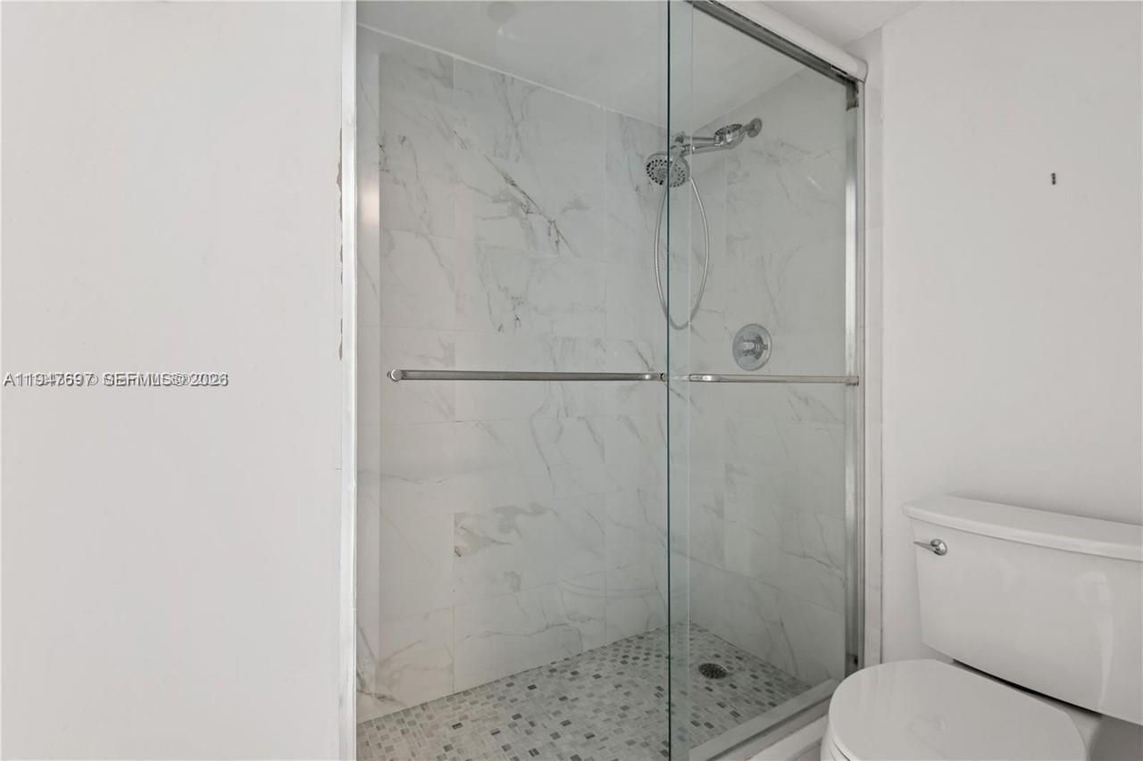 20335 W Country Club Dr, Unit 209, Aventura, FL 33180 Photo