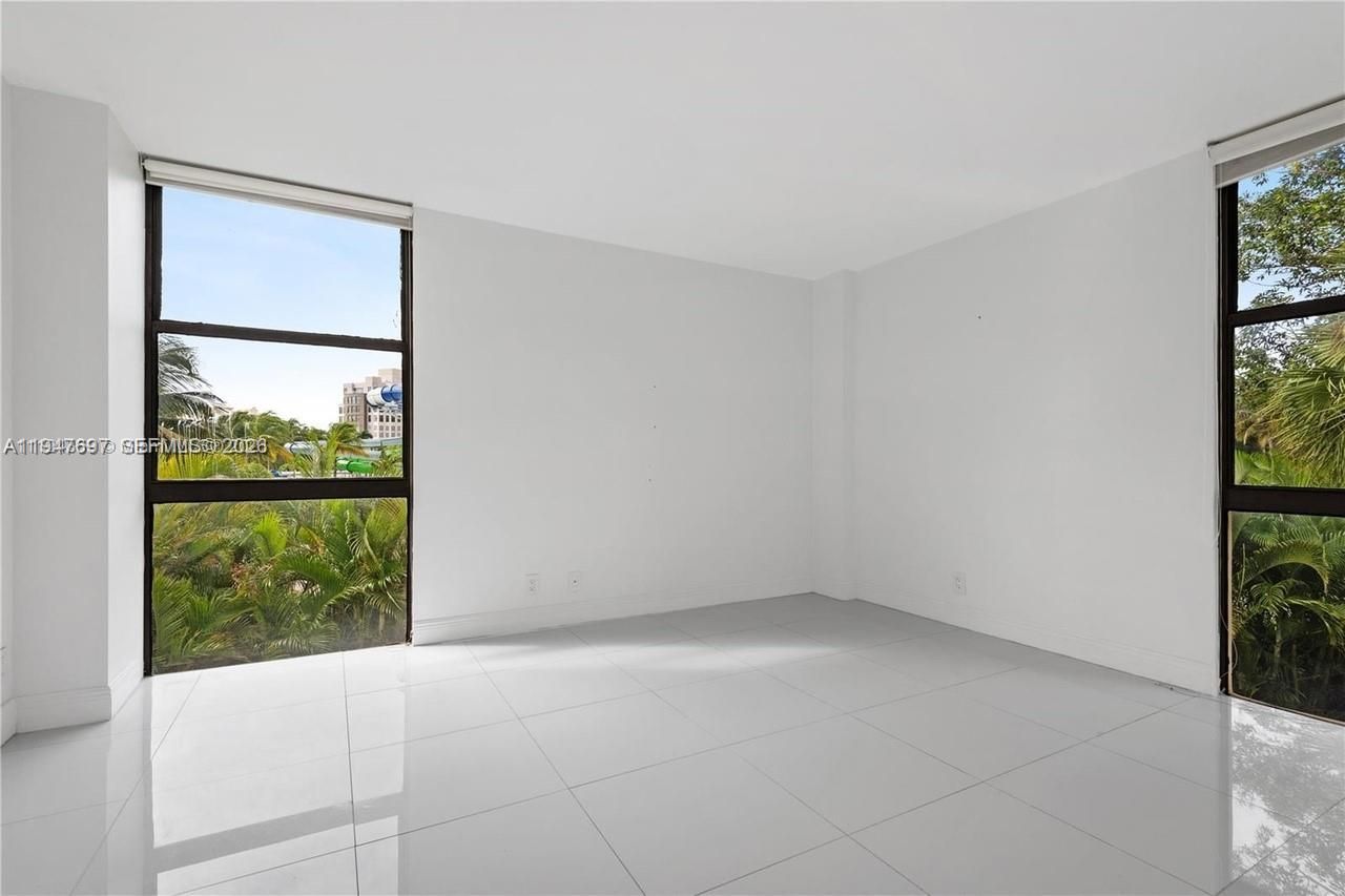 20335 W Country Club Dr, Unit 209, Aventura, FL 33180 Photo