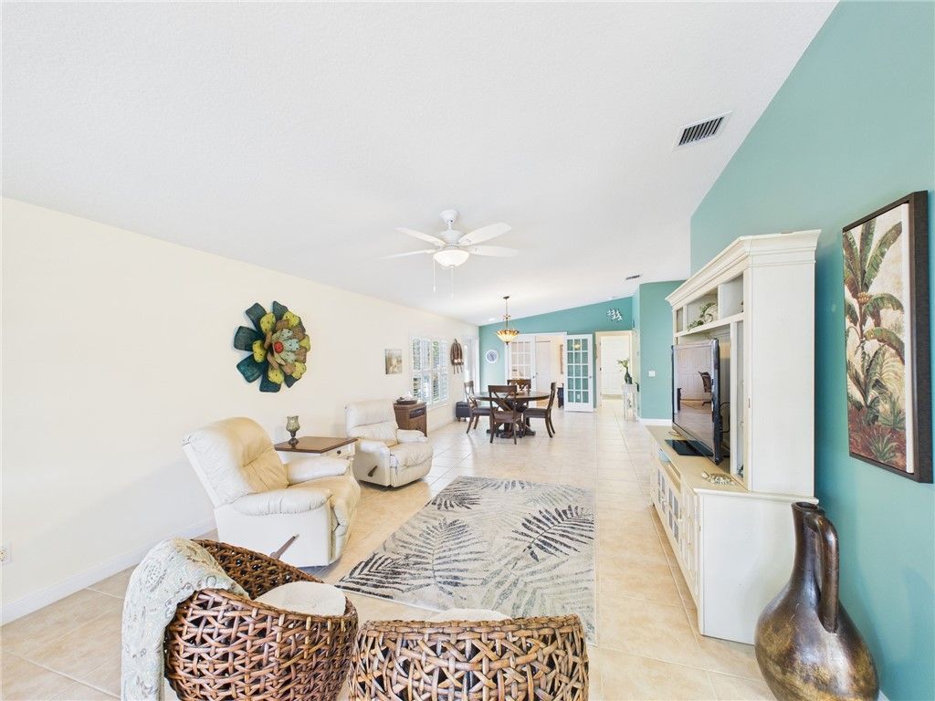 5315 Dominica Street, Vero Beach, FL 32967 Photo