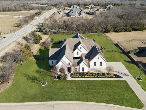 330 Bonham Boulevard, Fairview, TX 75069