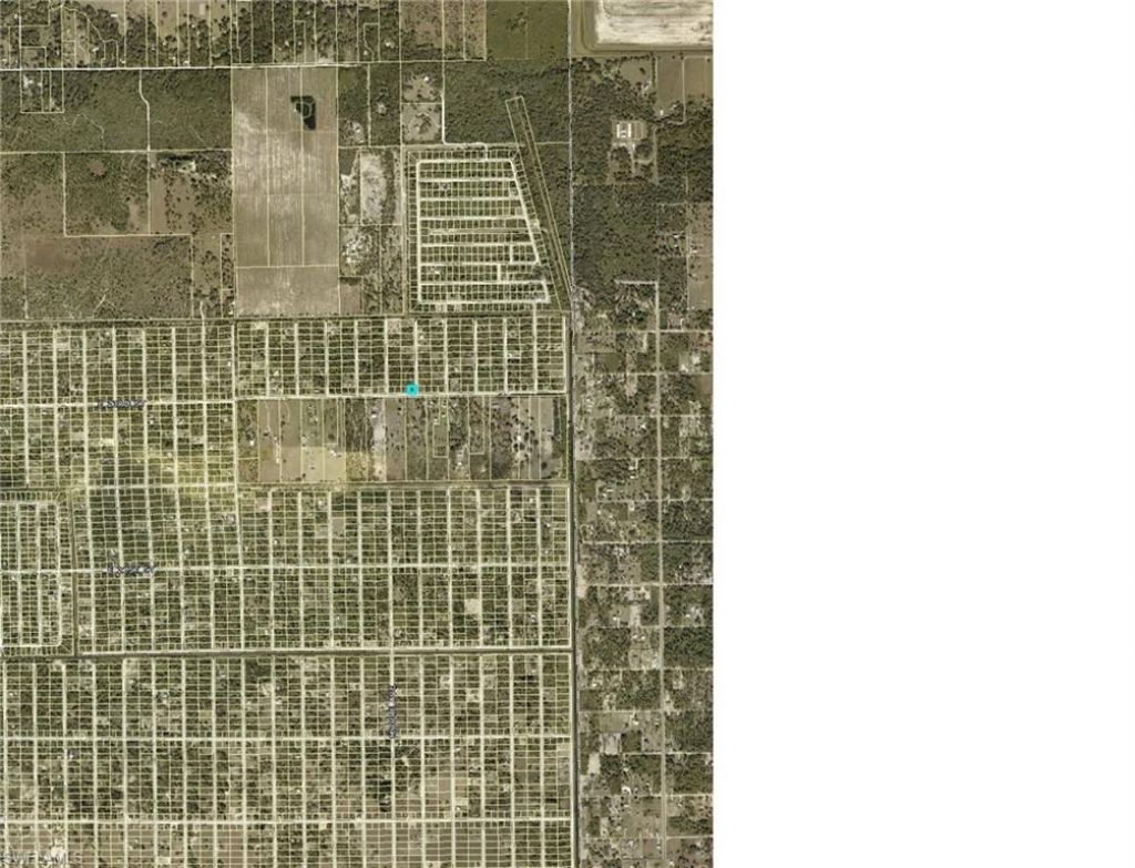 4007 E 23rd St, Alva, FL 33920 Photo
