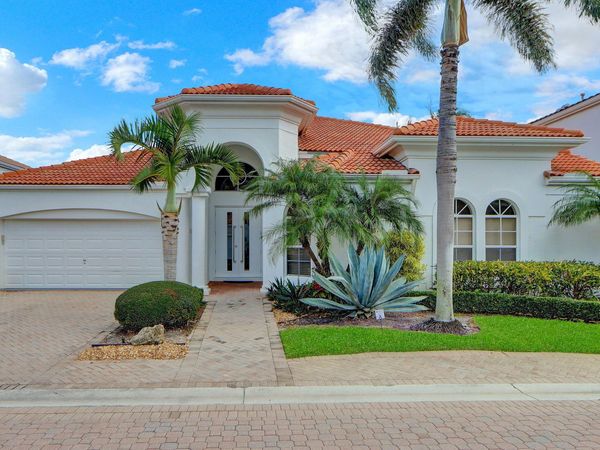 6564 Somerset Circle, Boca Raton, FL 33496