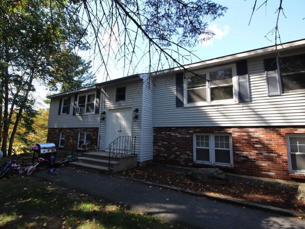 76 Franklin Street, Derry, NH 03038