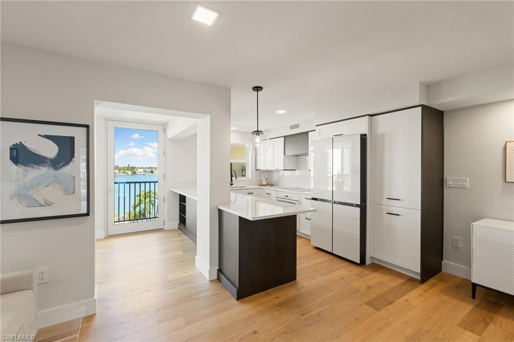 3500 Gulf Shore Blvd N, Unit 406, Naples, FL 34103 Photo