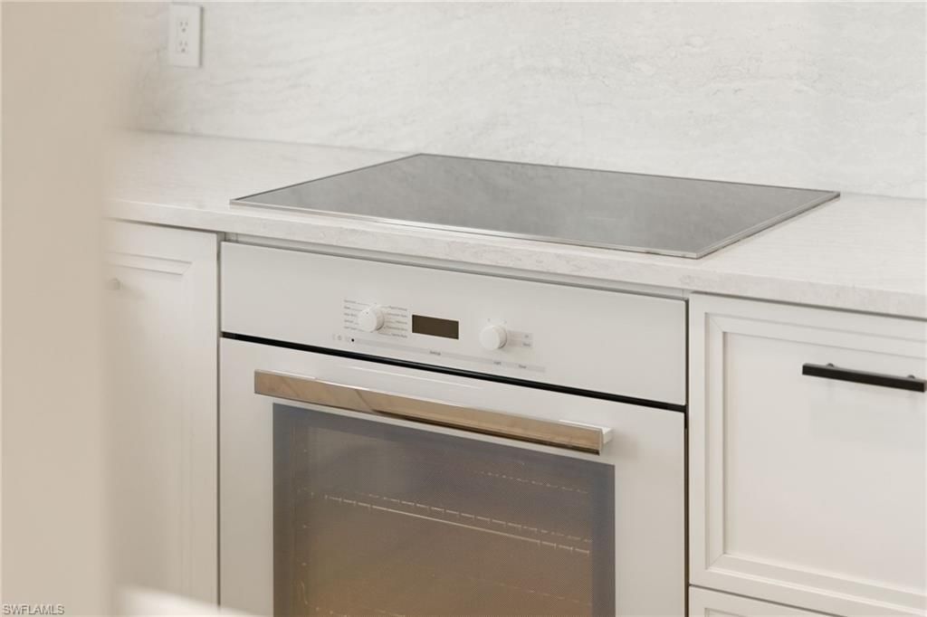 3500 Gulf Shore Blvd N, Unit 406, Naples, FL 34103 Photo