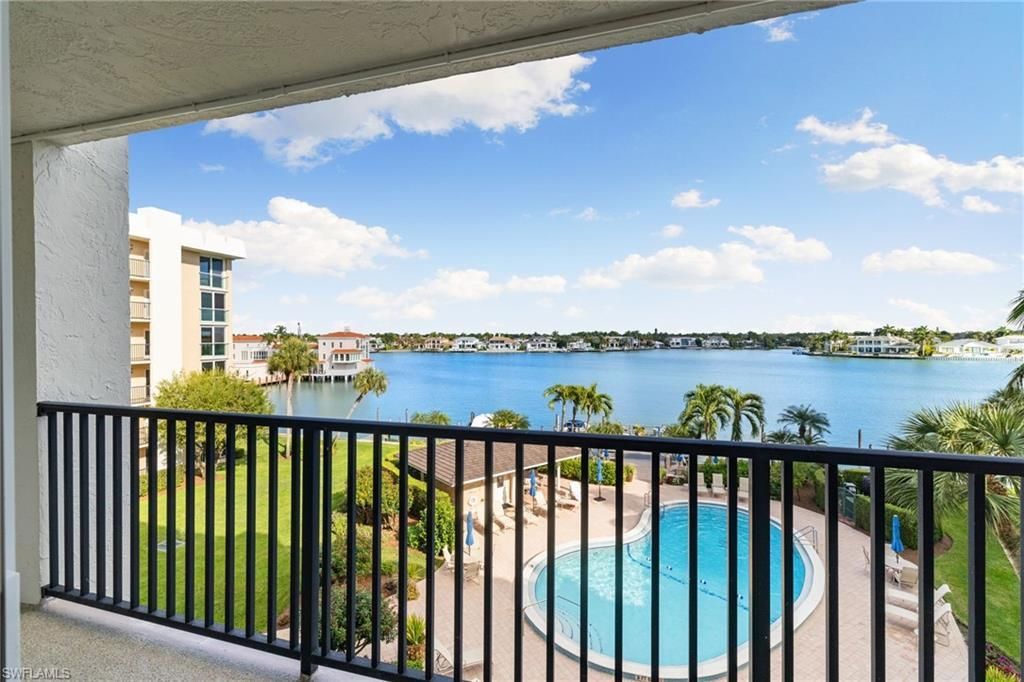 3500 Gulf Shore Blvd N, Unit 406, Naples, FL 34103 Photo