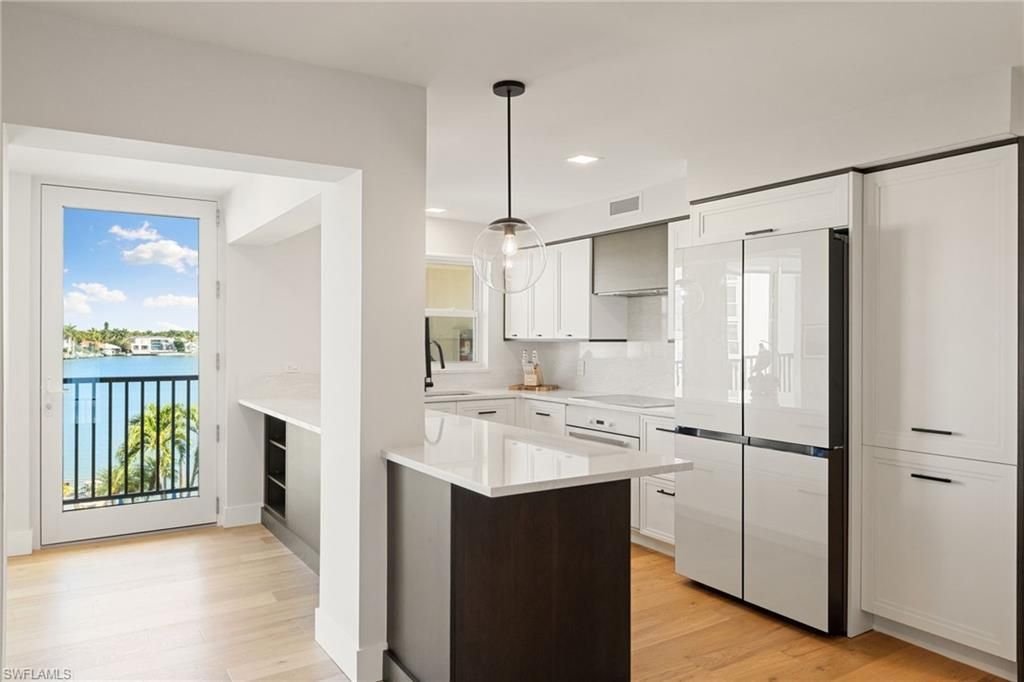 3500 Gulf Shore Blvd N, Unit 406, Naples, FL 34103 Photo