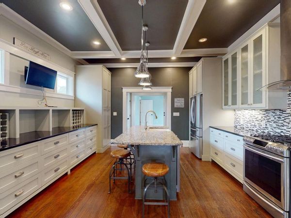 819 W French PL, San Antonio, TX 78212