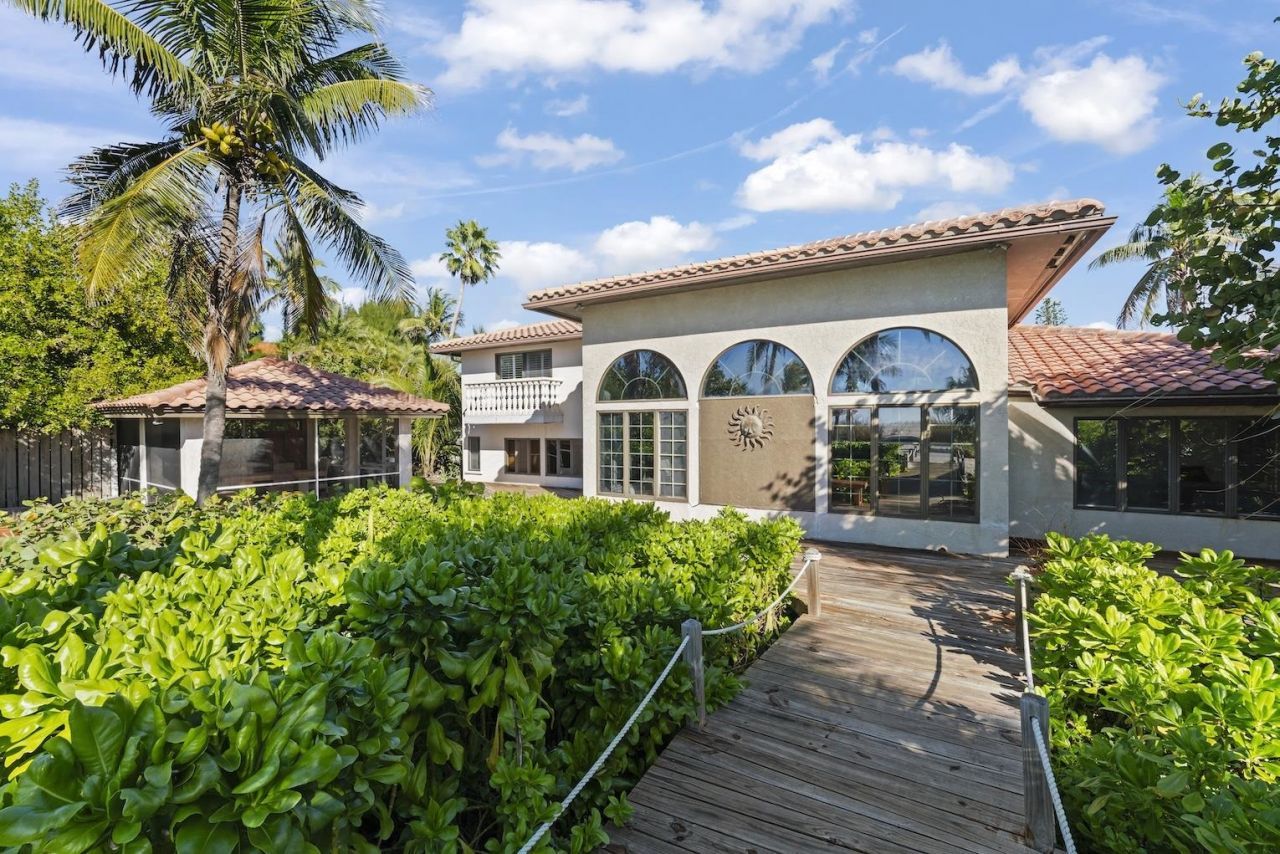 16632 Captiva Dr, Captiva, FL 33924 Photo