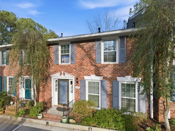 1102 Moorestown Circle, Decatur, GA 30033