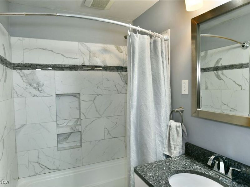 5298 Calla Avenue NW, Champion, OH 44483 Photo 29