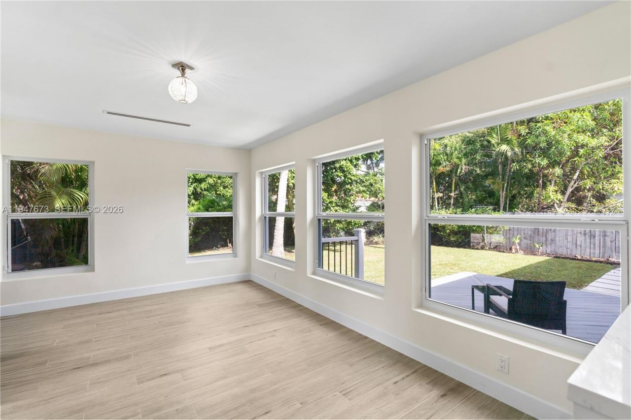 251 NE 44th St, Unit 251, Miami, FL 33137 Photo