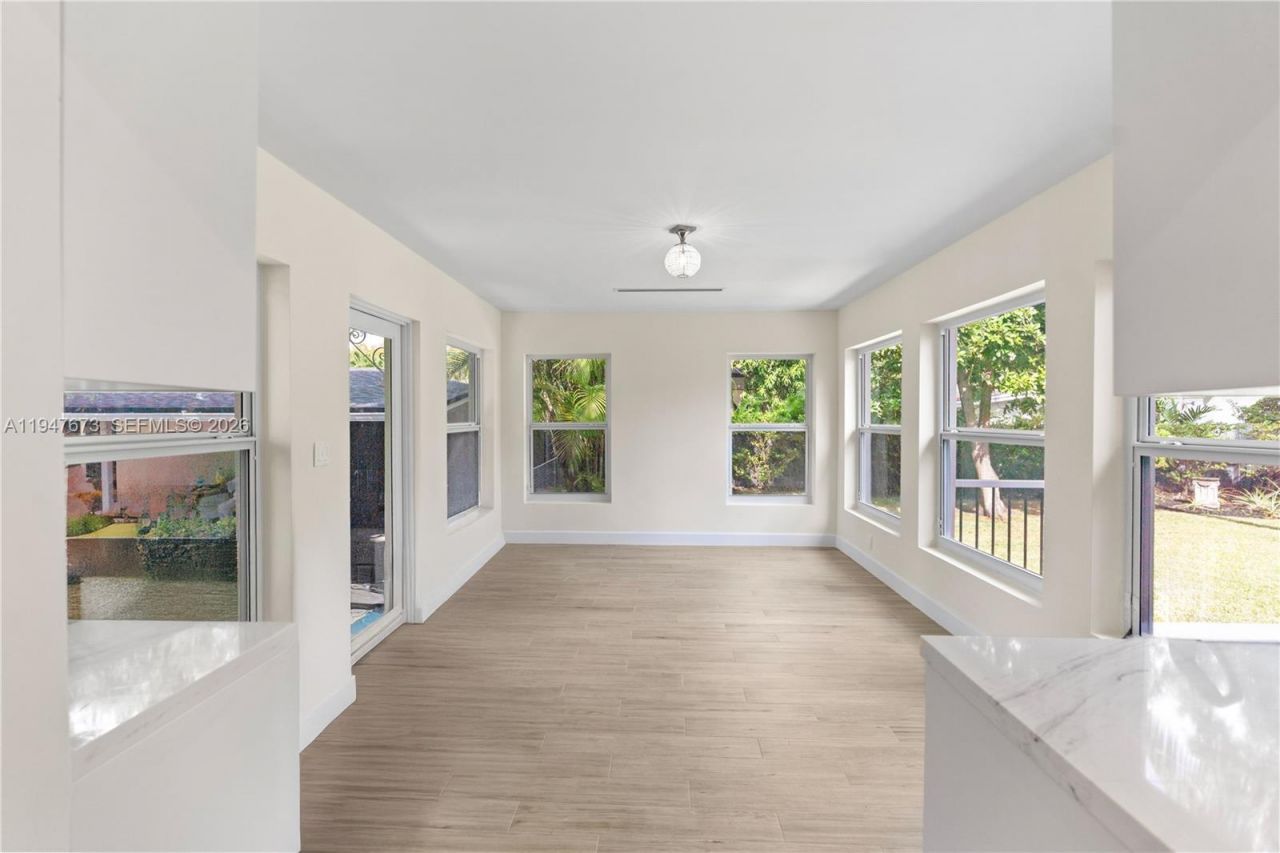 251 NE 44th St, Unit 251, Miami, FL 33137 Photo