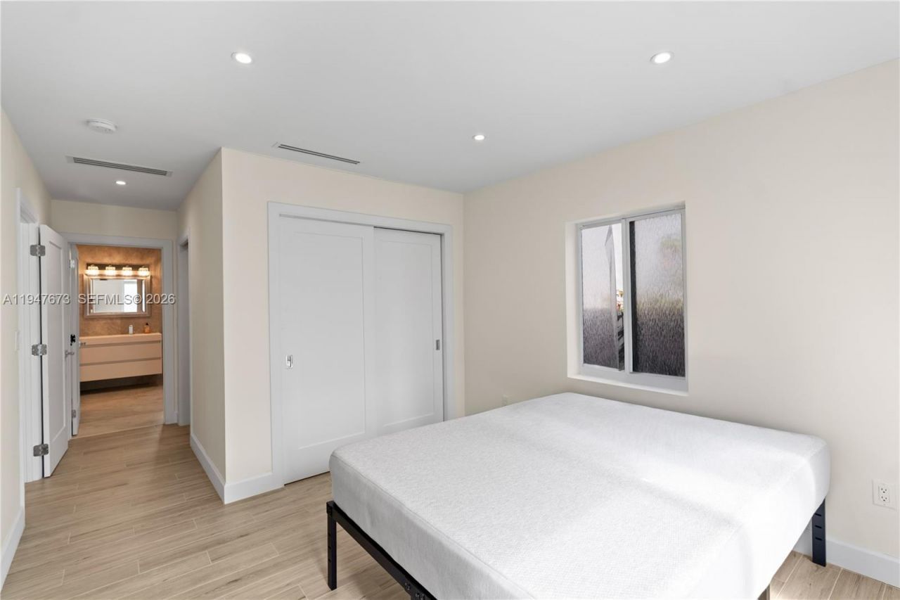 251 NE 44th St, Unit 251, Miami, FL 33137 Photo