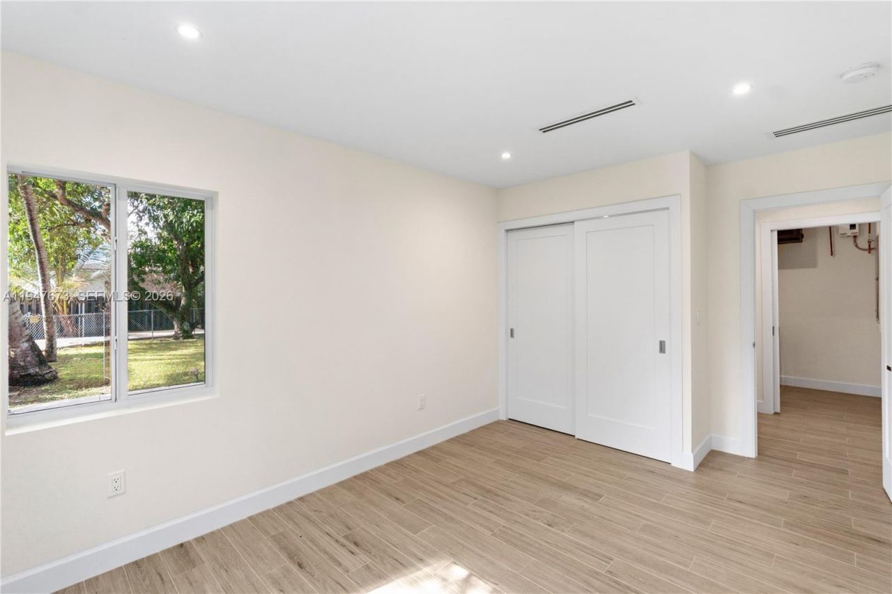 251 NE 44th St, Unit 251, Miami, FL 33137 Photo