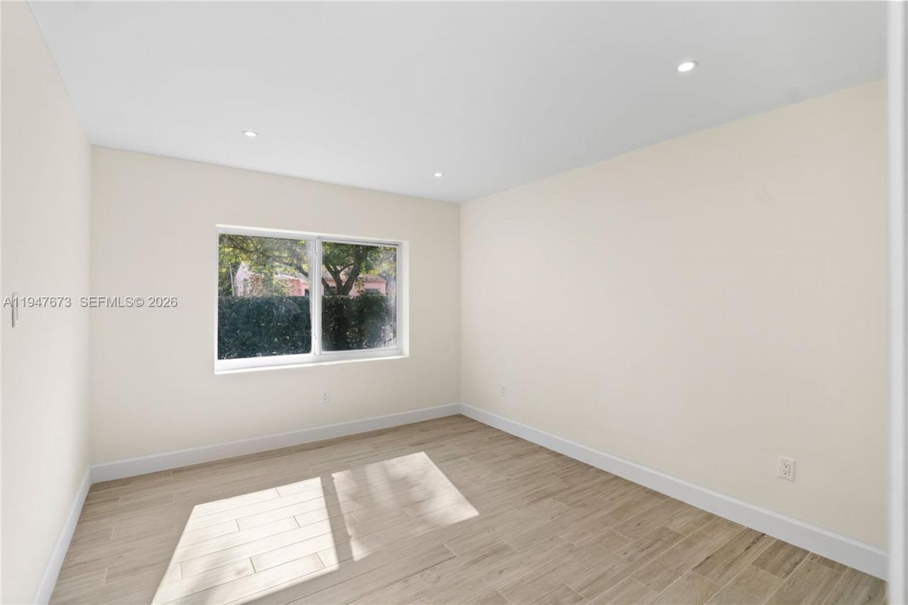 251 NE 44th St, Unit 251, Miami, FL 33137 Photo