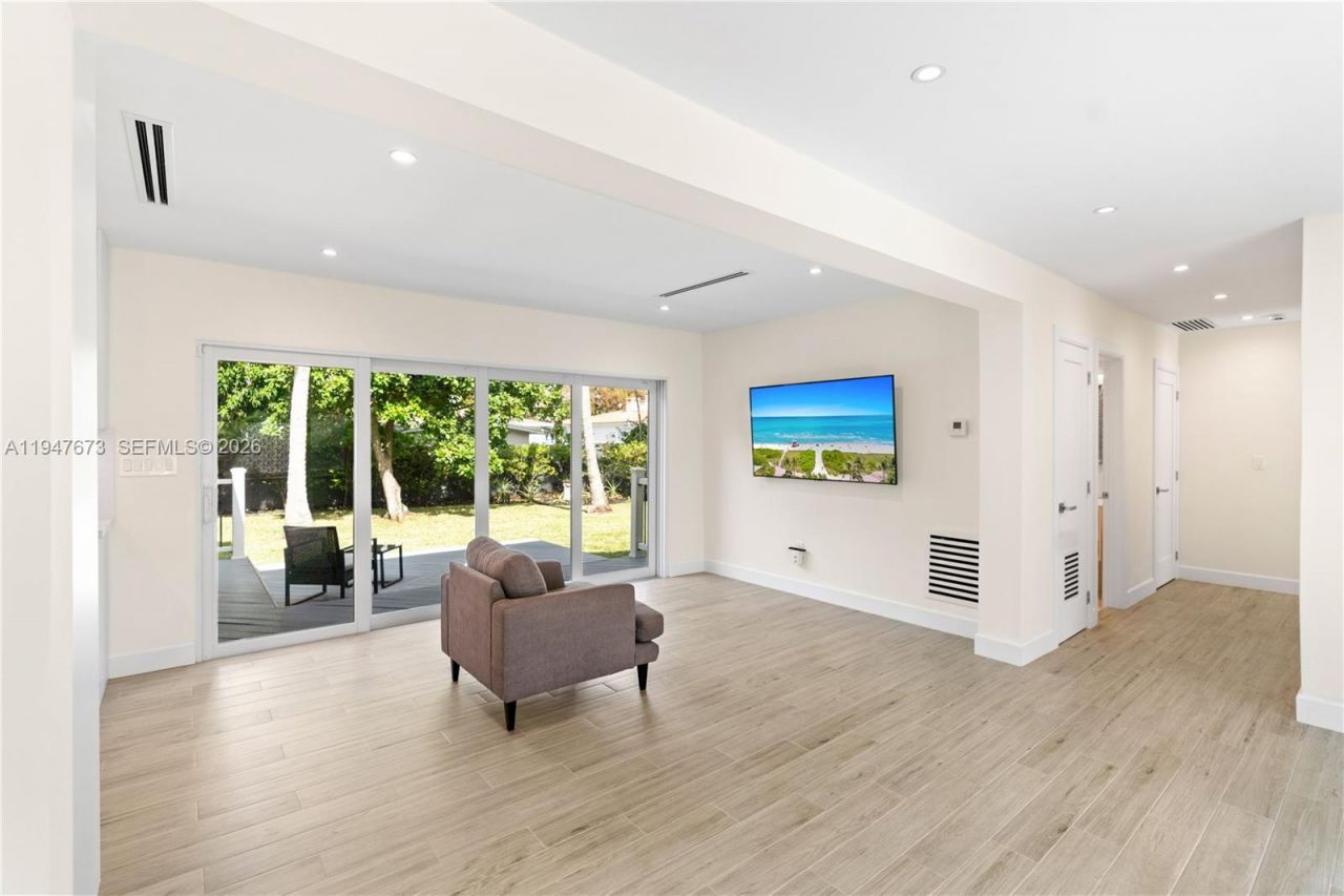 251 NE 44th St, Unit 251, Miami, FL 33137 Photo