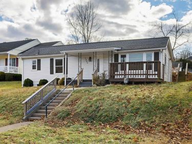 1340 B ST, WAYNESBORO, VA 22980