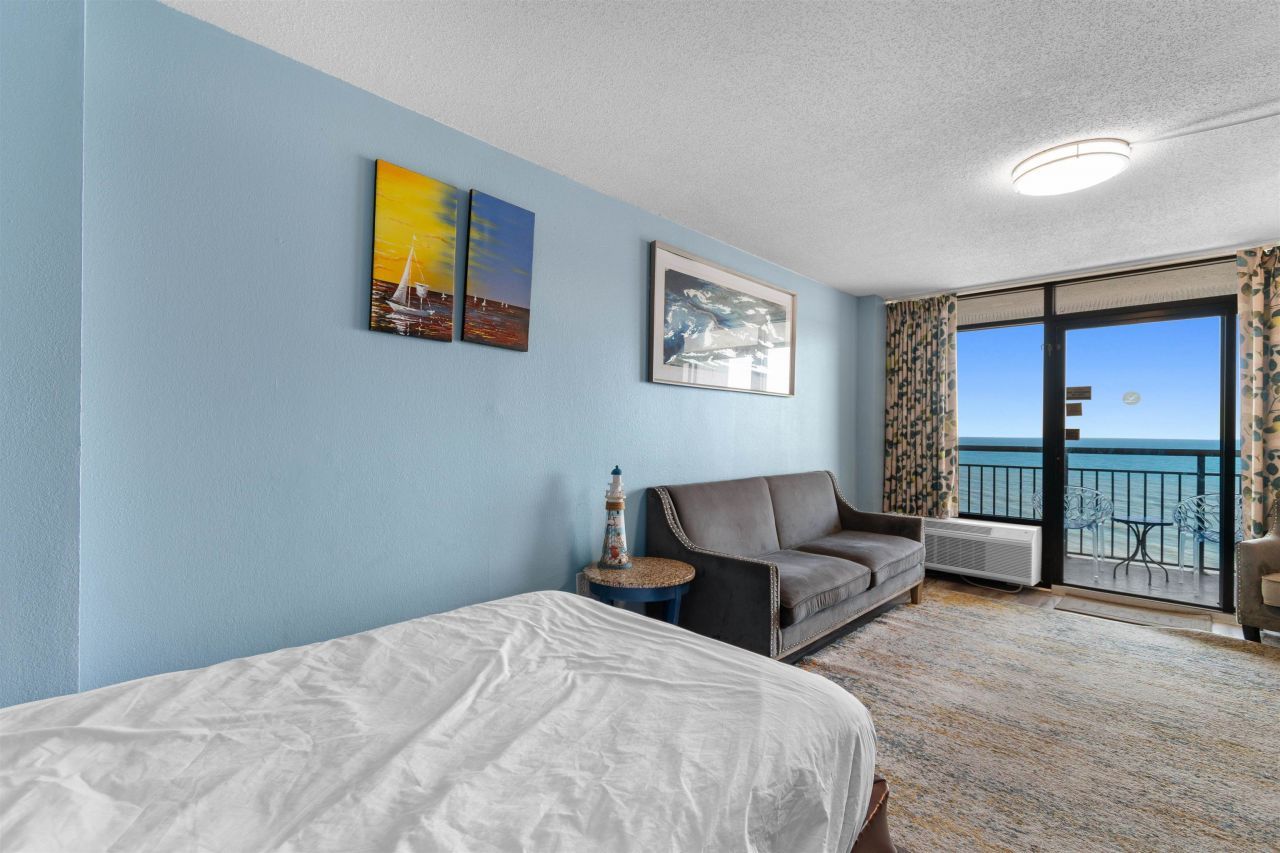 1501 S Ocean Blvd. Photo 24