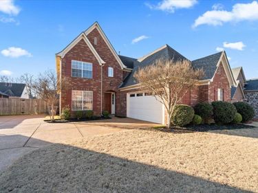 9605 MISTY KNOLL DR, Memphis, TN 38016