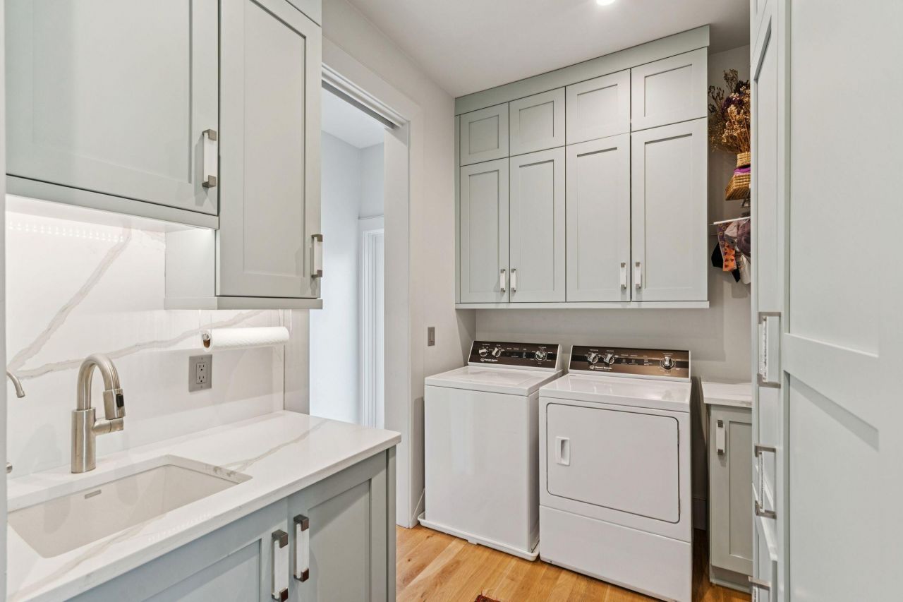 2918 Marshall Boulevard Photo 28