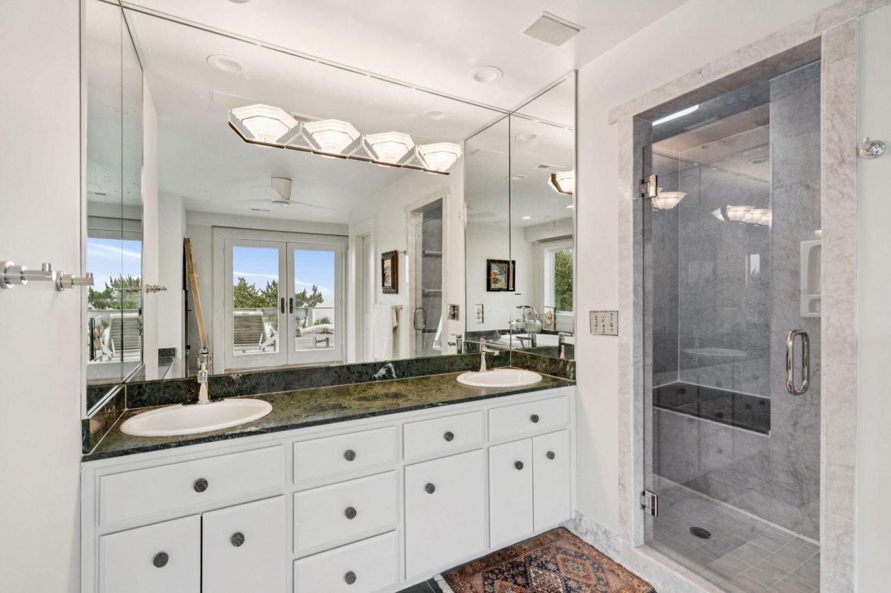 2918 Marshall Boulevard Photo 42