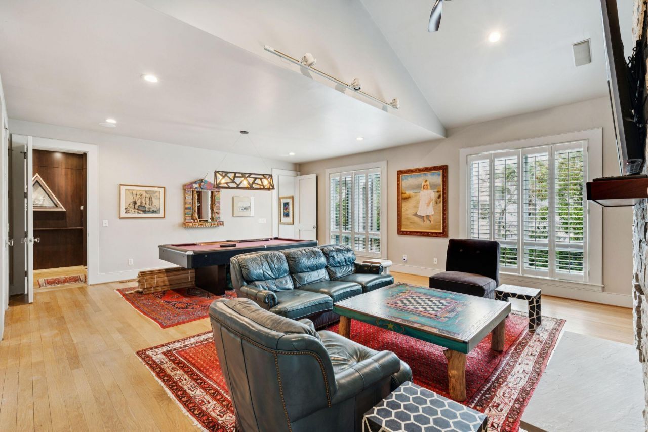 2918 Marshall Boulevard Photo 50