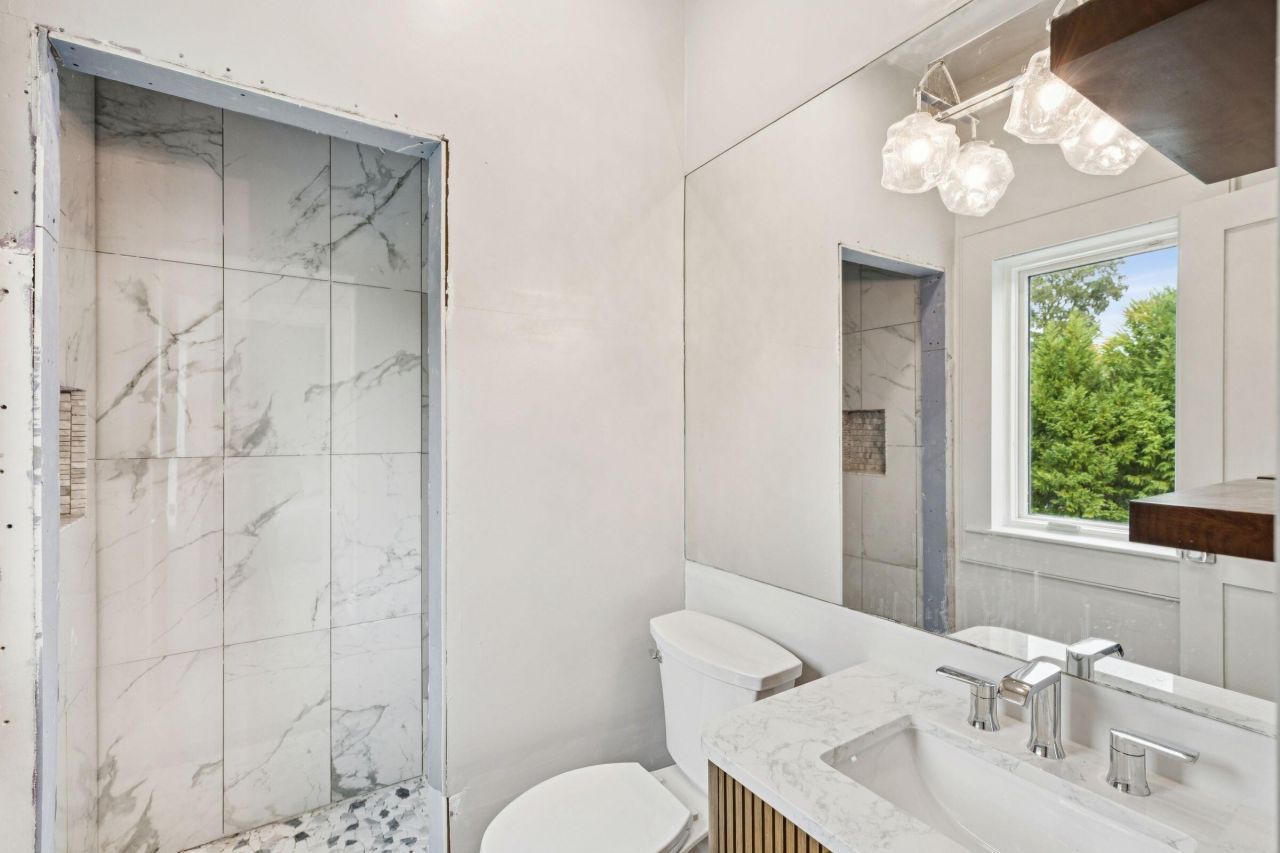 2918 Marshall Boulevard Photo 52