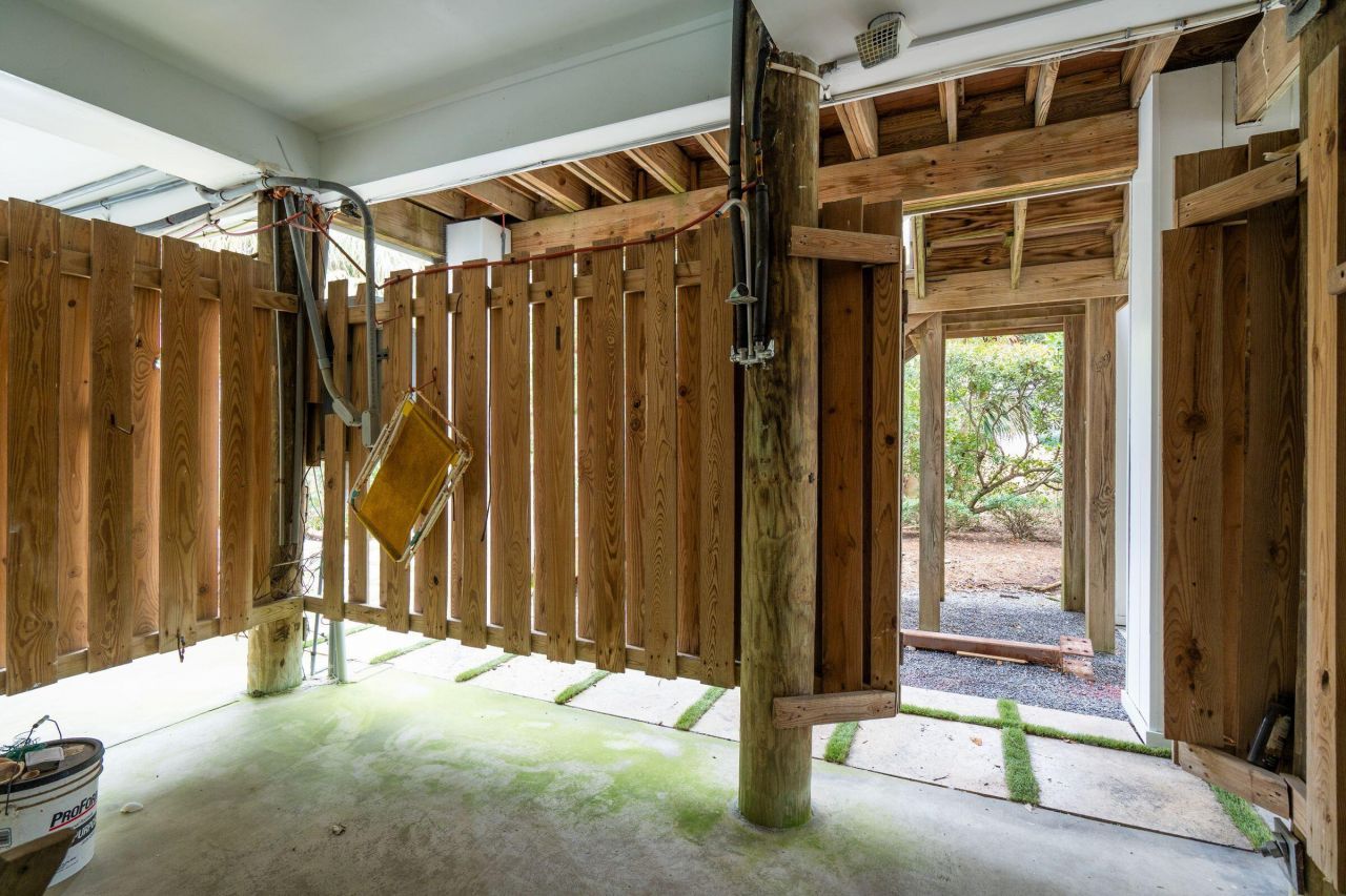 2918 Marshall Boulevard Photo 60