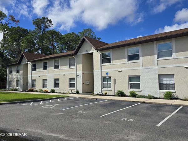 415 Banana Cay Drive, Unit I, South Daytona, FL 32119