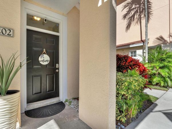 255 Murcia Drive, Unit 202, Jupiter, FL 33458
