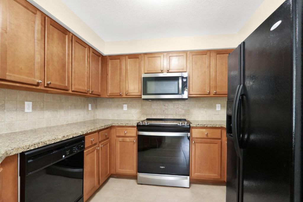 255 Murcia Drive, Unit 202, Jupiter, FL 33458 Photo