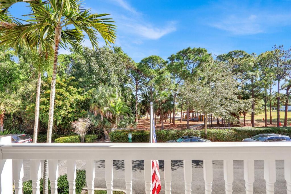 255 Murcia Drive, Unit 202, Jupiter, FL 33458 Photo