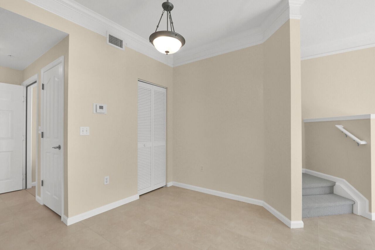 255 Murcia Drive, Unit 202, Jupiter, FL 33458 Photo