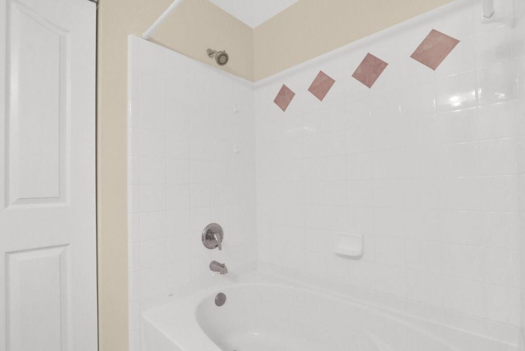 255 Murcia Drive, Unit 202, Jupiter, FL 33458 Photo