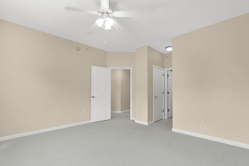 255 Murcia Drive, Unit 202, Jupiter, FL 33458 Photo